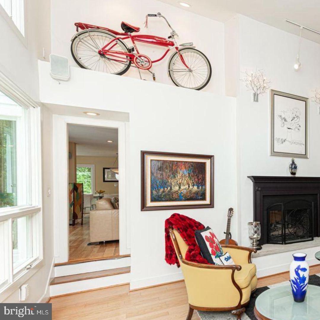 2010 Welsh Valley Road Malvern, PA 19355 - Photo 8 of 46 Family Room with Art Nook