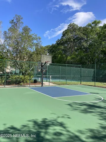 $1,300 | 13810 Sutton Park Drive North, Unit 335, Jacksonville, FL 32224