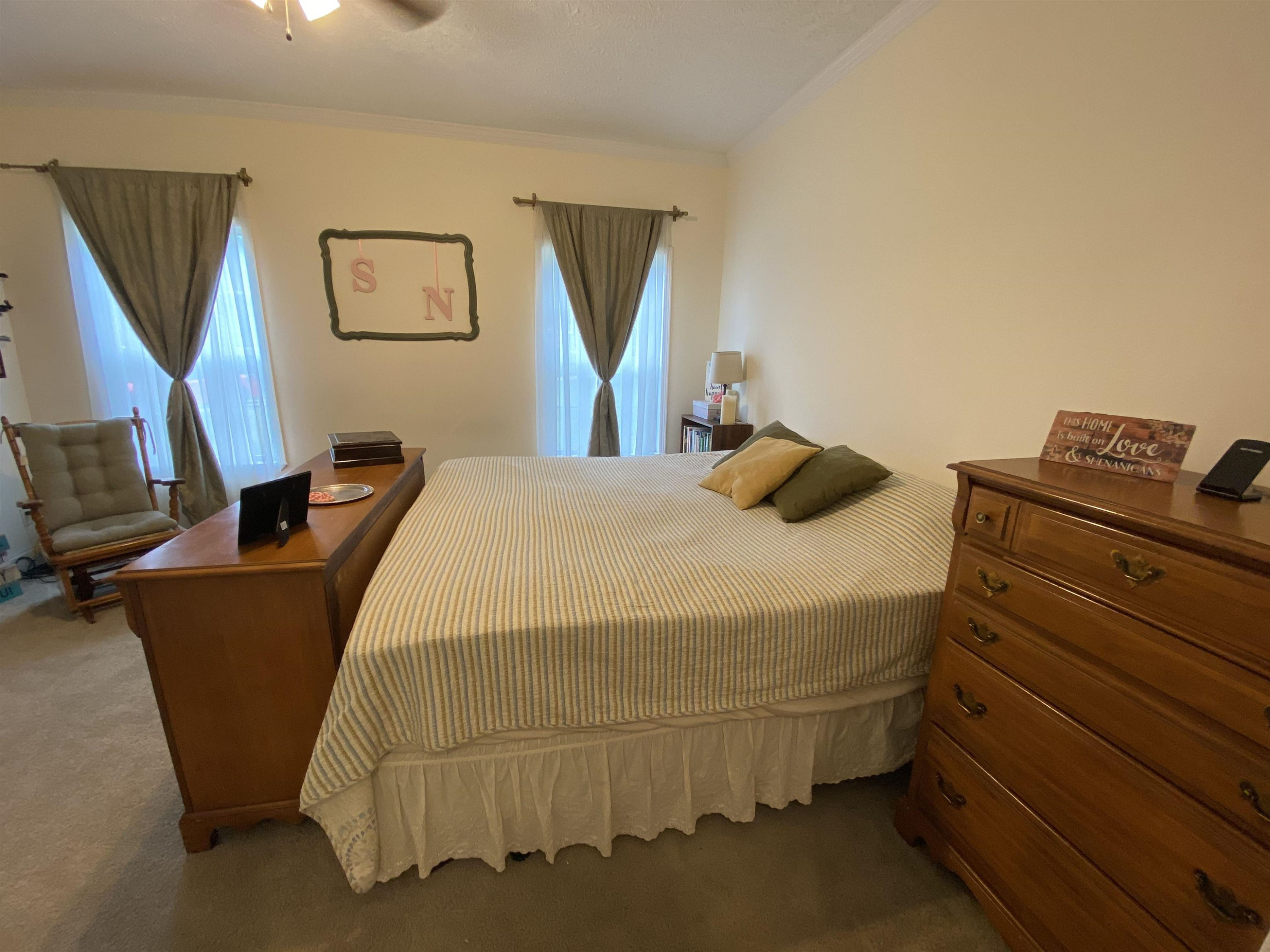 3070 Westport Road Huntingdon, TN 38344 - Photo 17 of 23 a bedroom with a bed and window