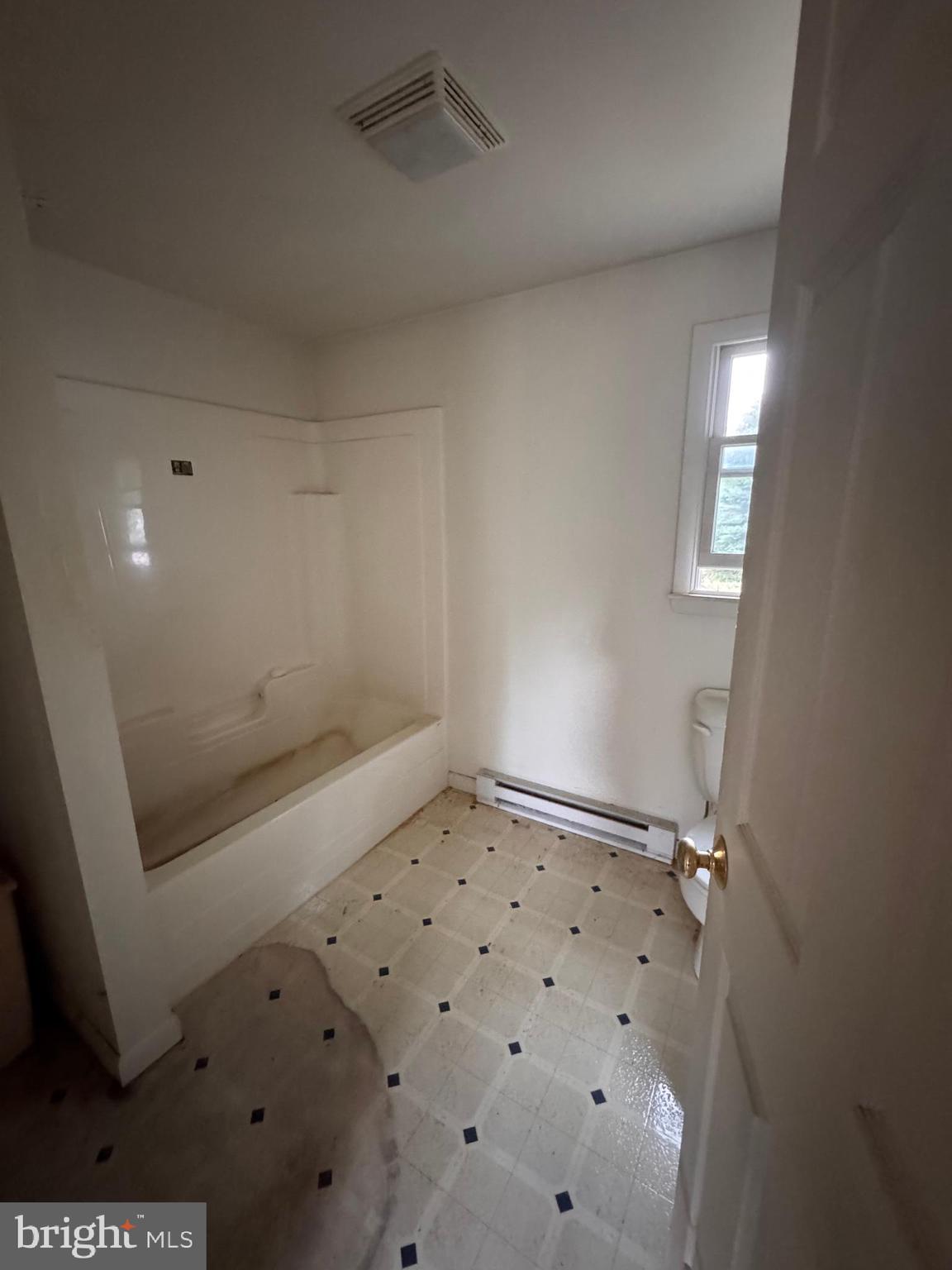 14109 Edgemont Road Smithsburg, MD 21783 - Photo 34 of 43 Gallery Image 34