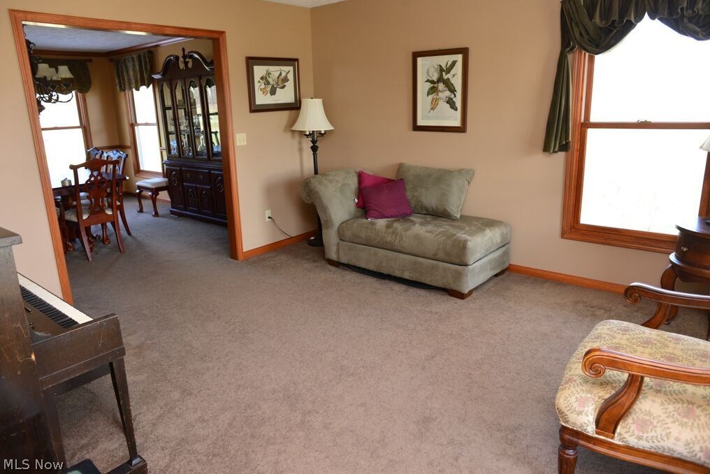 811 West Hutton Road Wooster, OH 44691 - Photo 7 of 27 Formal living room