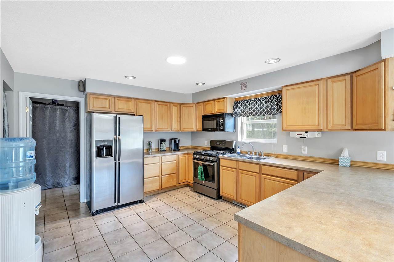 3901 South Loomis Road Mount Pleasant, MI 48858 - Photo 15 of 56 1893572-14.JPG