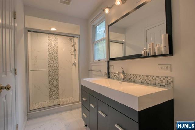 59 Buff Road Tenafly, NJ 07670 - Photo 12 of 22