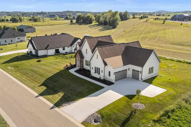 $1,550,000 | 6835 Angelica Trail, Sun Prairie, WI 53590