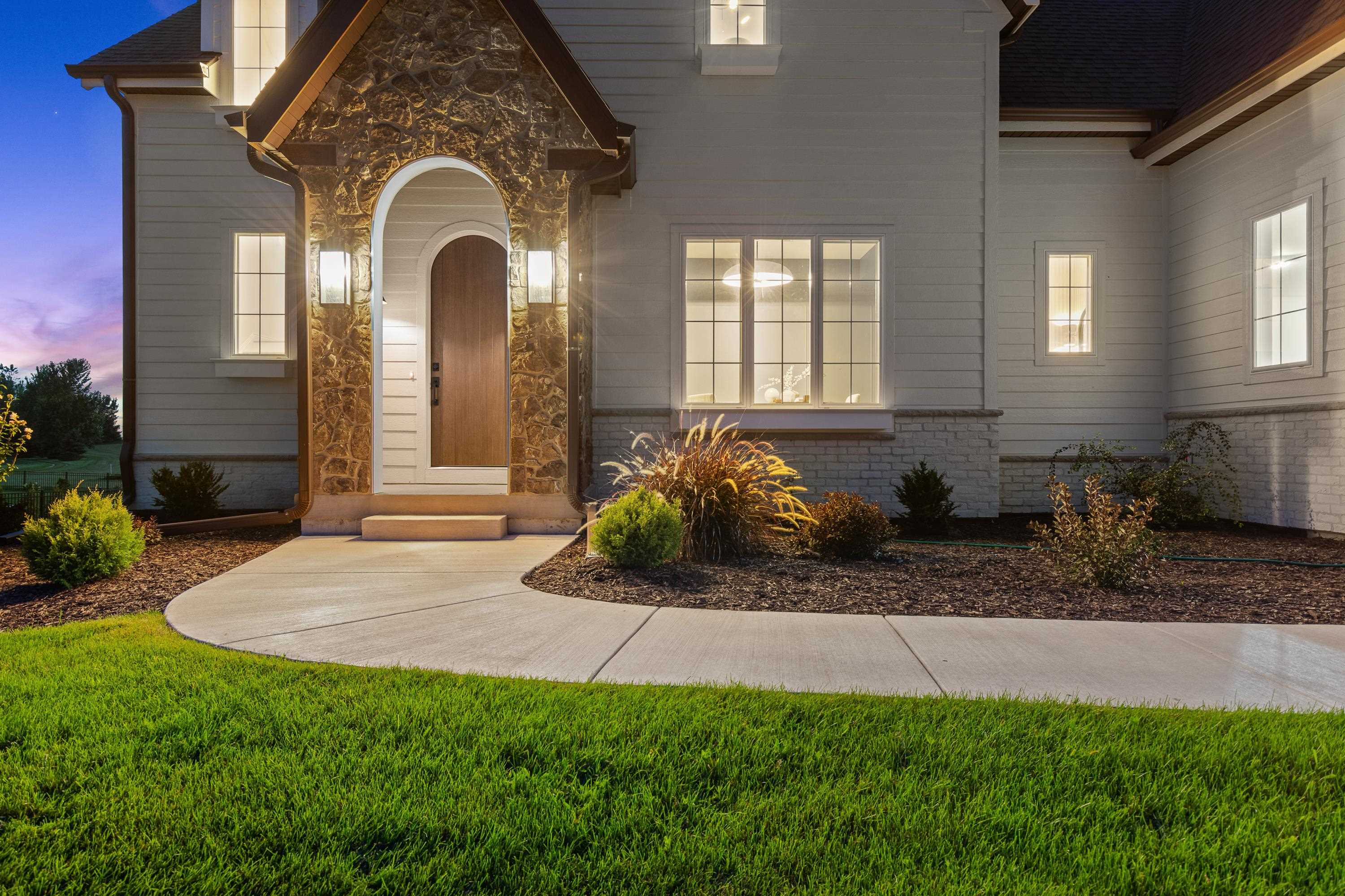 6835 Angelica Trail Sun Prairie, WI 53590 - Photo 5 of 85