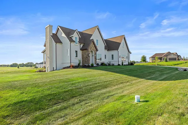 $1,550,000 | 6835 Angelica Trail, Sun Prairie, WI 53590