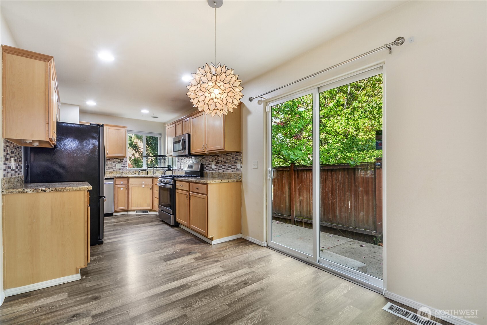 18302 8th Avenue Southeast Bothell, WA 98012 - Photo 10 of 32 Gallery Image 10