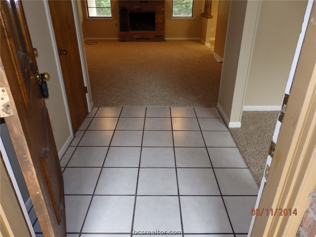 8002 Raintree Drive College Station, TX 77845 - Photo 7 of 15