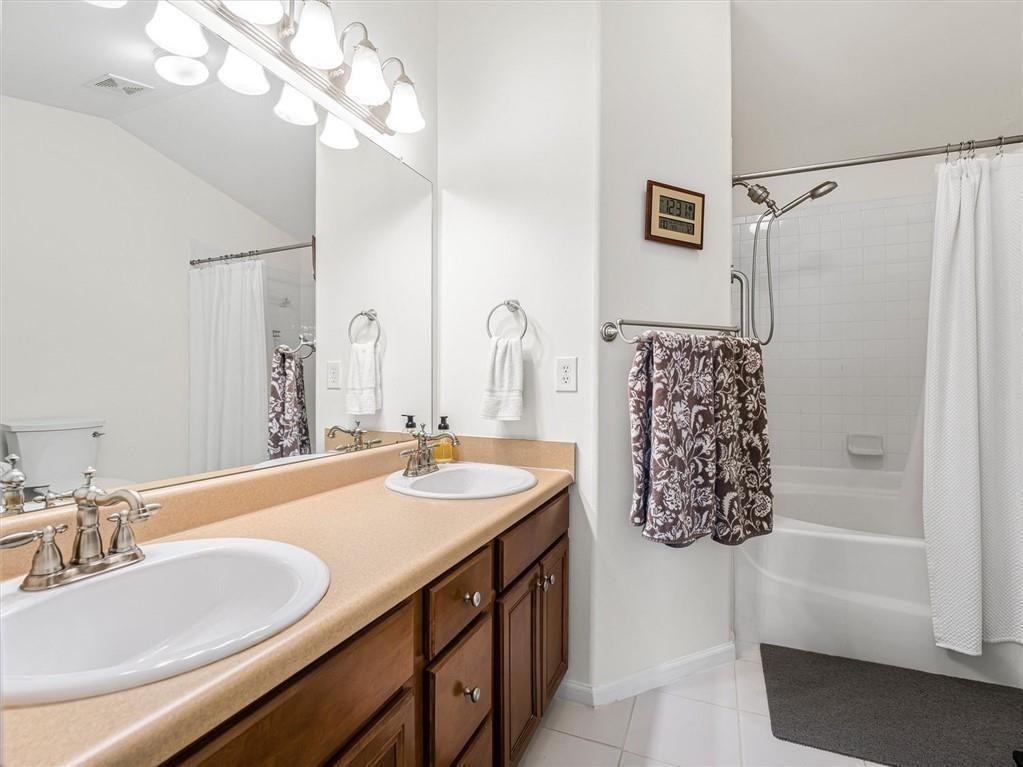 3774 Lake Point Boulevard Suwanee, GA 30024 - Photo 18 of 38