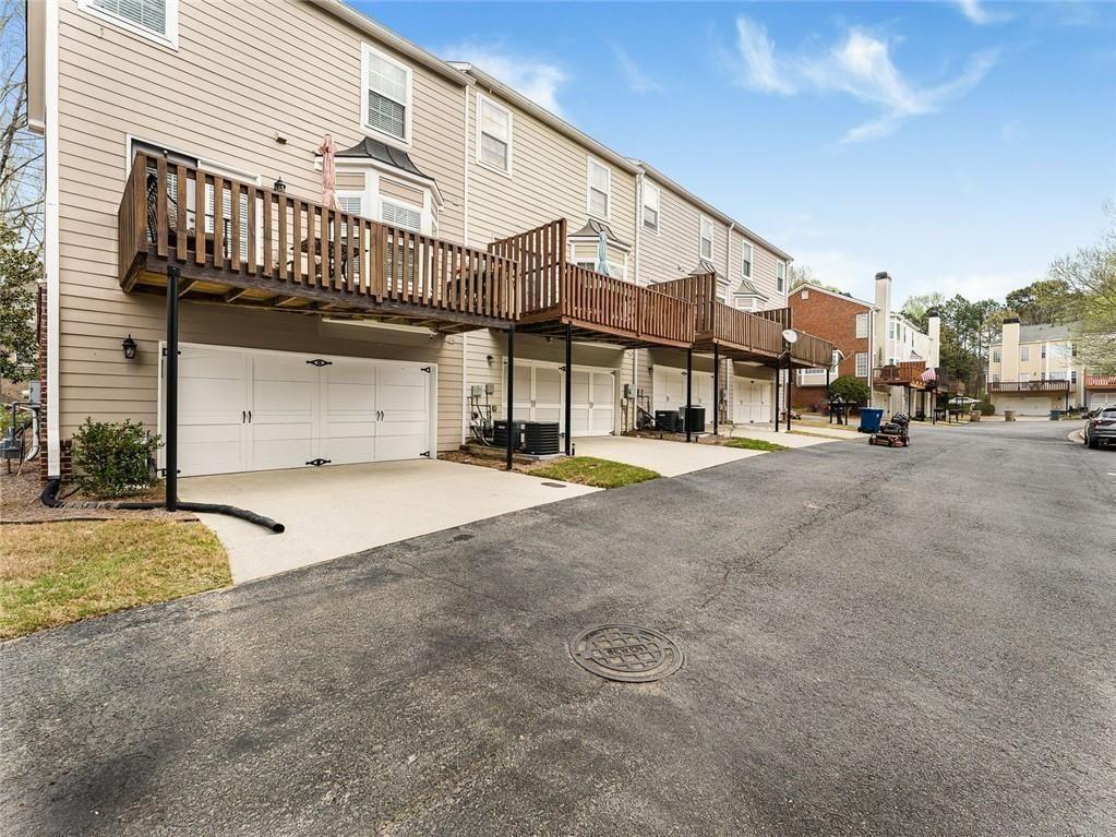 3774 Lake Point Boulevard Suwanee, GA 30024 - Photo 30 of 38