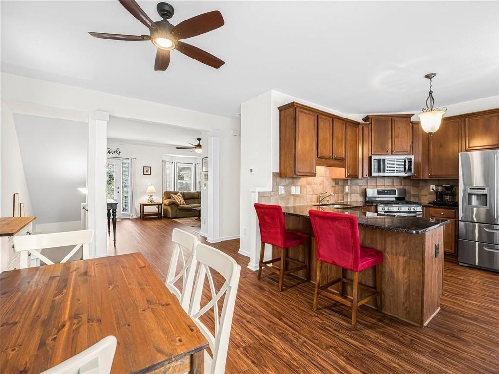 3774 Lake Point Boulevard Suwanee, GA 30024 - Photo 8 of 38