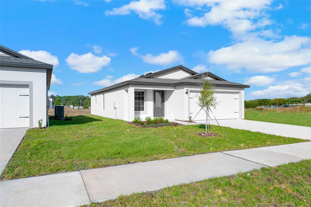 13307 Tula Loop Astatula, FL 34705 - Photo 2 of 20