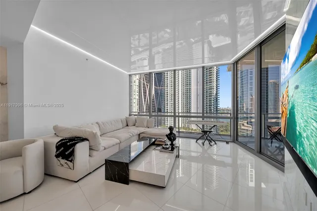 $1,350,000 | 851 Northeast 1st Avenue, Unit 2203, Miami, FL 33132