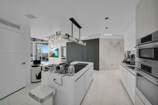 $1,350,000 | 851 Northeast 1st Avenue, Unit 2203, Miami, FL 33132