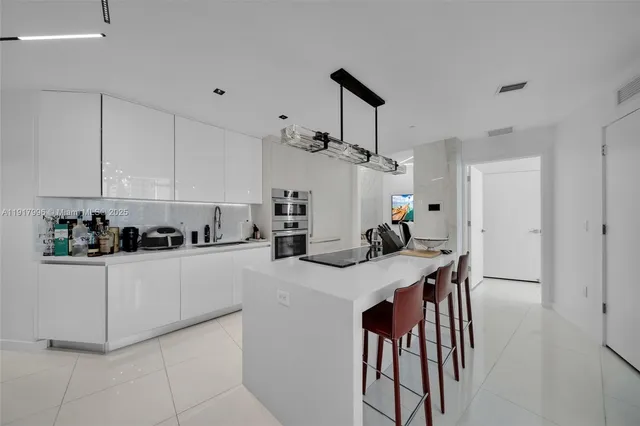 $1,350,000 | 851 Northeast 1st Avenue, Unit 2203, Miami, FL 33132