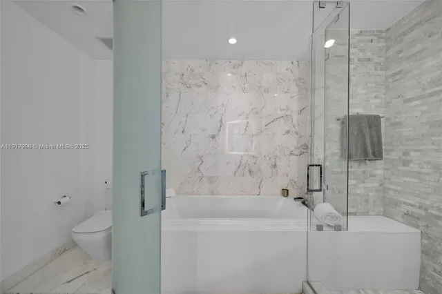 $1,350,000 | 851 Northeast 1st Avenue, Unit 2203, Miami, FL 33132