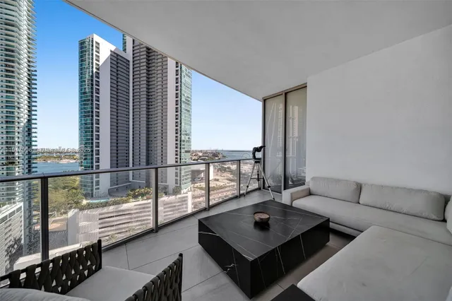 $1,350,000 | 851 Northeast 1st Avenue, Unit 2203, Miami, FL 33132