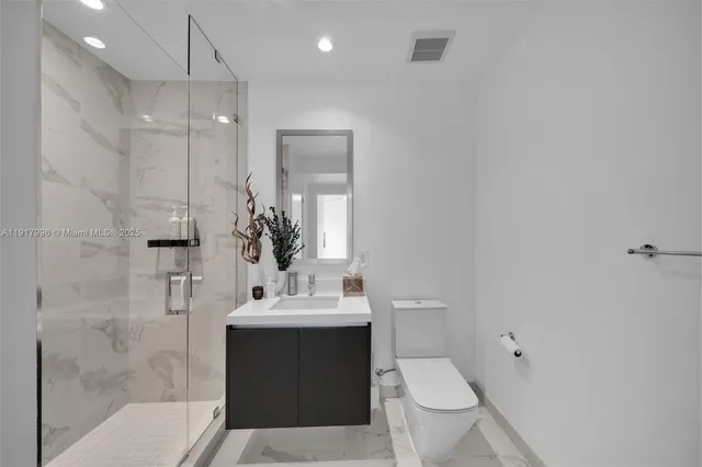 $1,350,000 | 851 Northeast 1st Avenue, Unit 2203, Miami, FL 33132