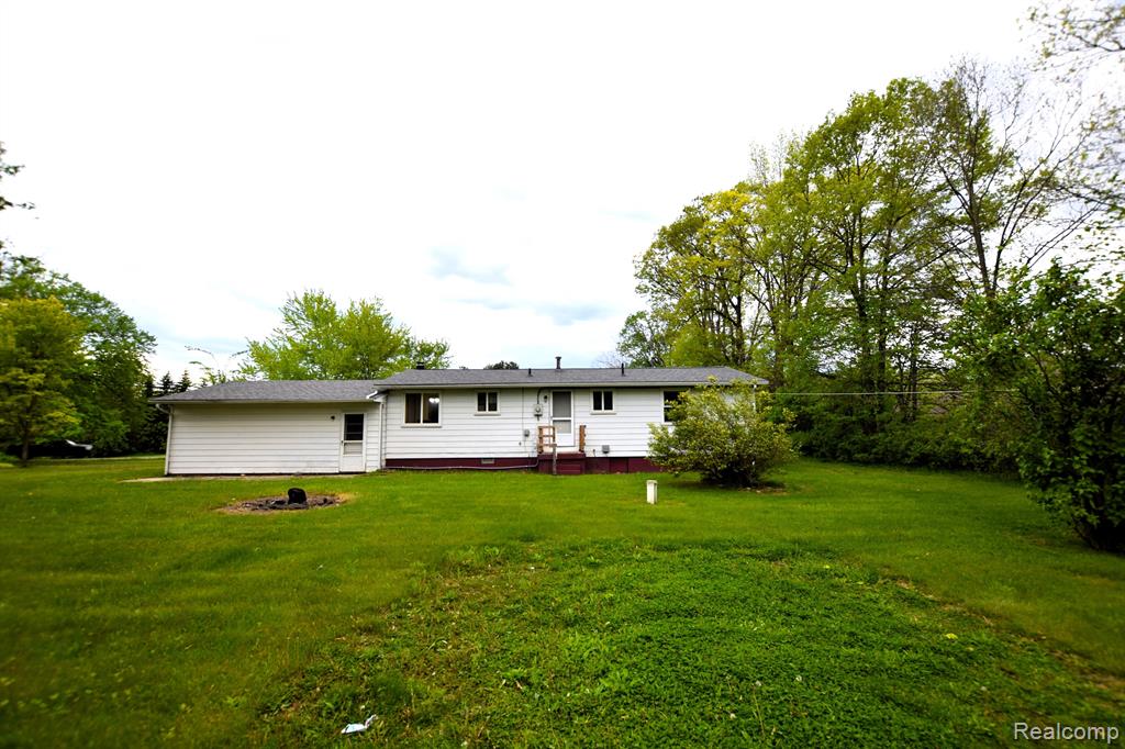 2273 South State Road Davison, MI 48423 - Photo 9 of 10