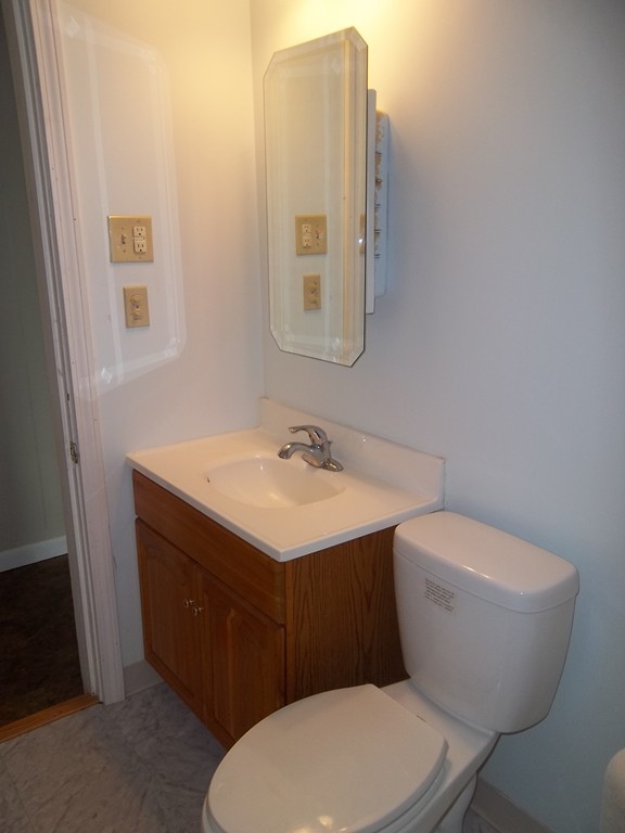 57-59 Ruggles Street Three Rivers, MA 01080 - Photo 14 of 28