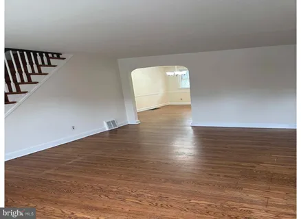 $1,900 | 2227 Dermond Avenue, Upper Darby, PA 19082
