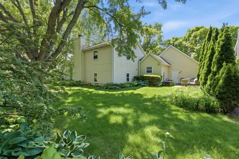 $435,000 | 7925 West Oakbrook Circle, Madison, WI 53717