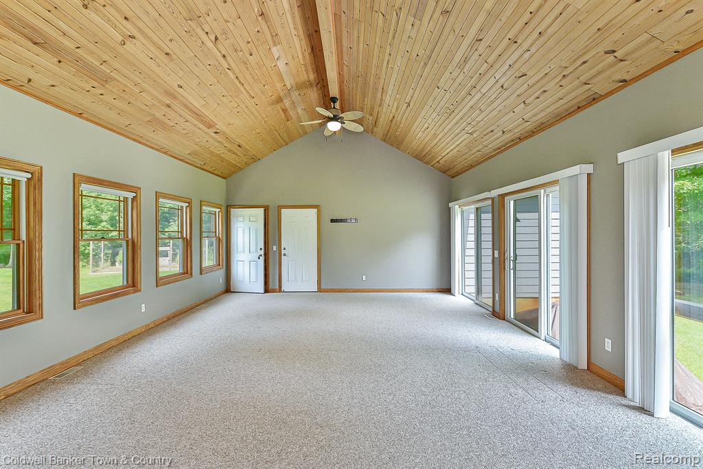 1550 Dutcher Road Howell, MI 48843 - Photo 30 of 77