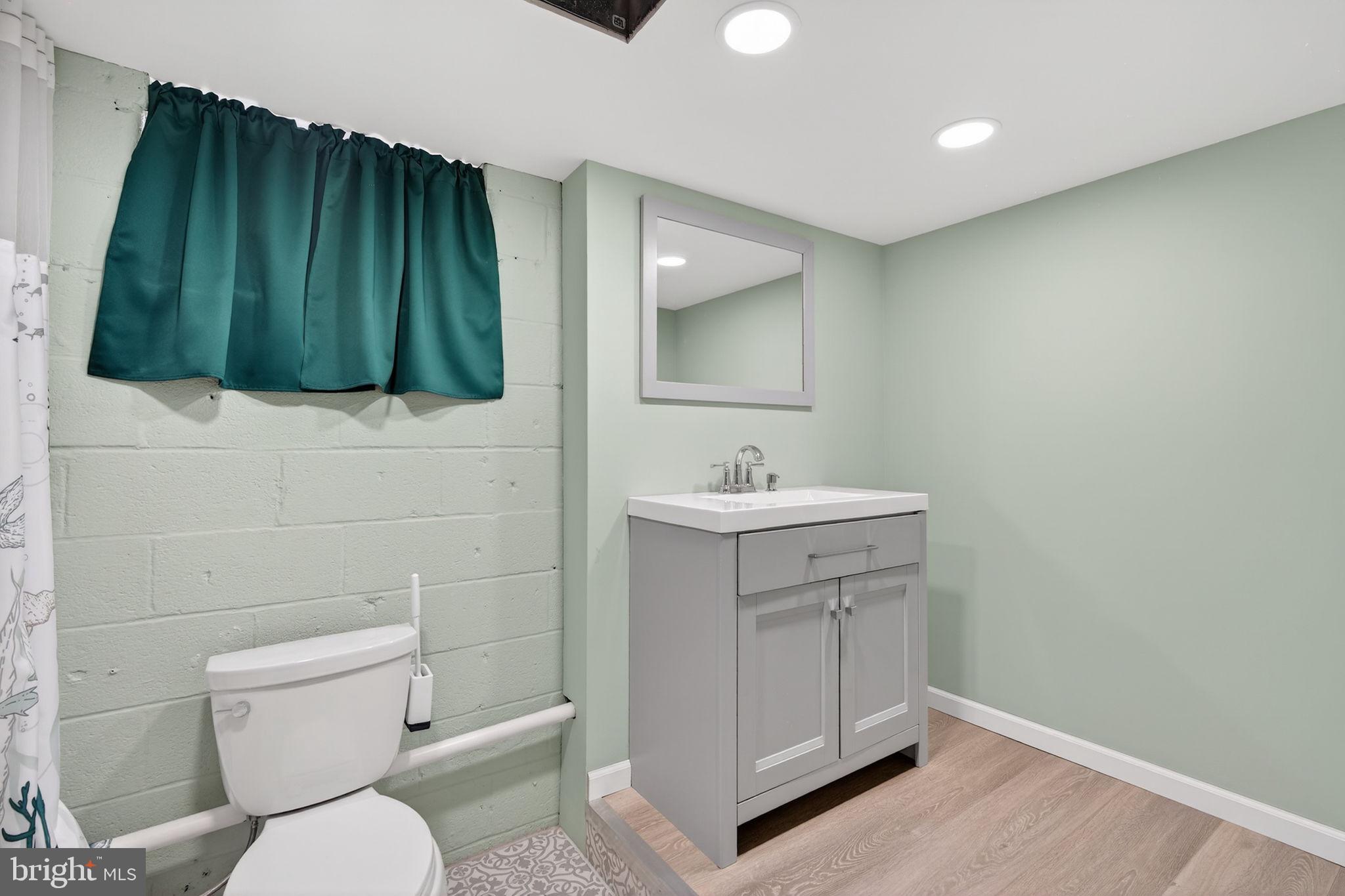 40 Gorsuch Road Lutherville-Timonium, MD 21093 - Photo 34 of 50 full bathroom