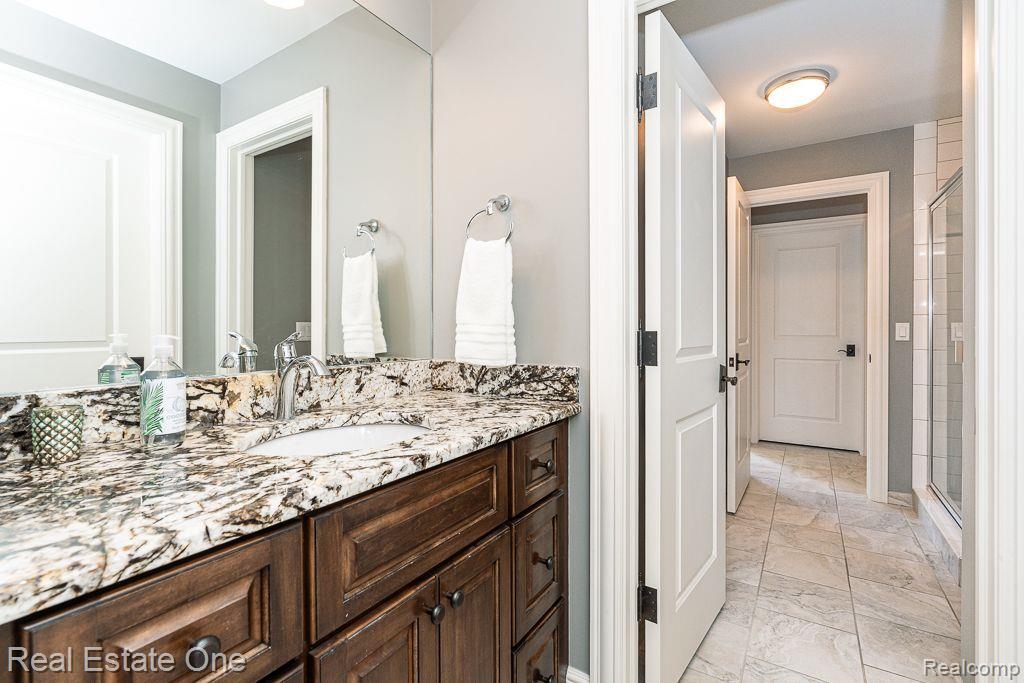 611 Wellington Circle Rochester Hills, MI 48309 - Photo 63 of 70