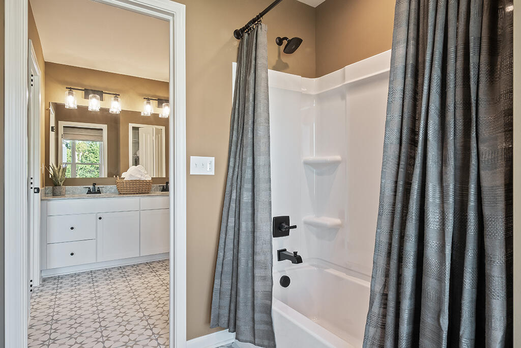 8519 North Beck Road Canton, MI 48187 - Photo 25 of 42 The Benefit of this Hampton plan (30)