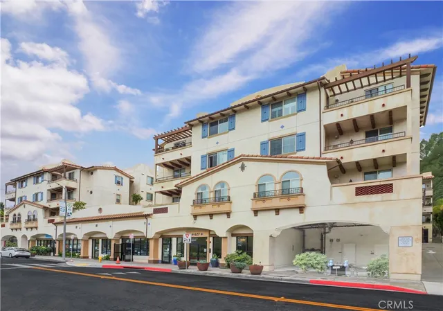 $1,050,000 | 627 Deep Valley Drive, Unit 210, Rolling Hills Estates, CA 90274