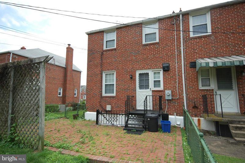 1604 Thetford Road Baltimore, MD 21286 - Photo 22 of 23 Exterior (Rear)