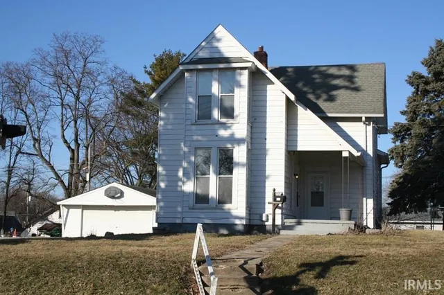 $215,000 | 302 Washington Avenue, Frankfort, IN 46041