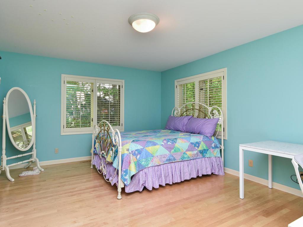 4635 Old Kent Road Deephaven, MN 55331 - Photo 28 of 44 Gallery Image 28