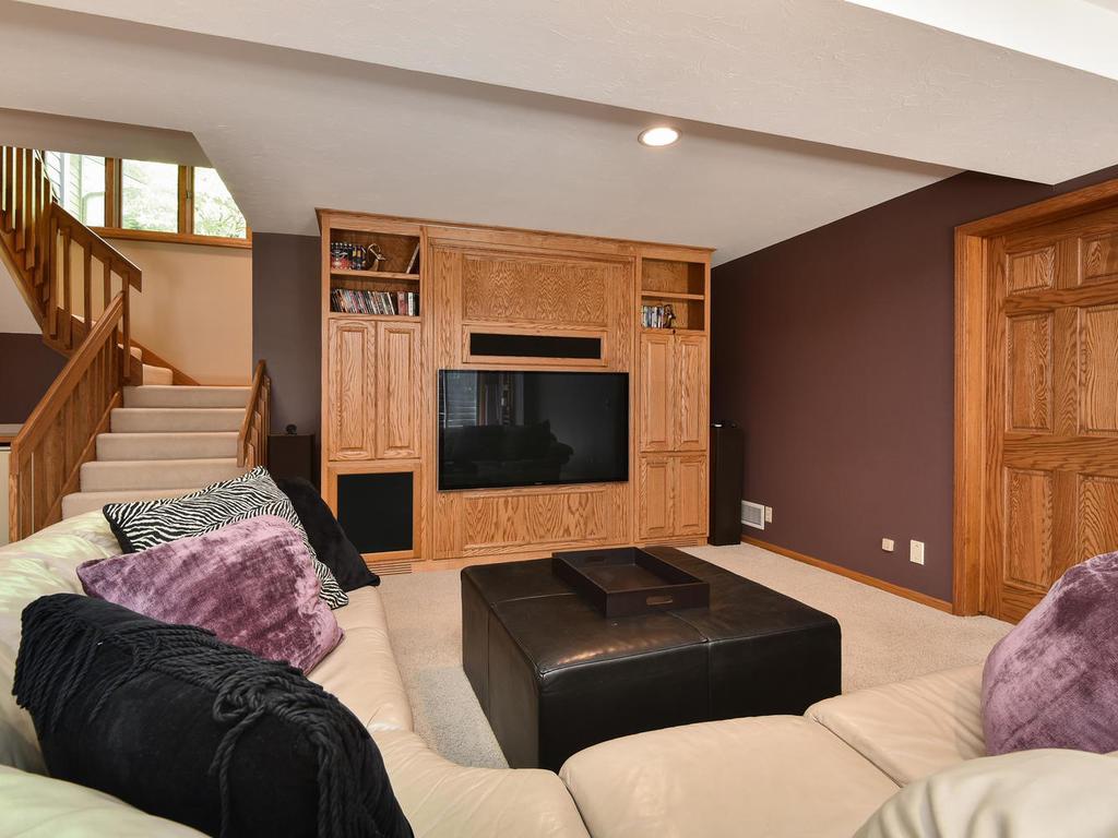 4635 Old Kent Road Deephaven, MN 55331 - Photo 35 of 44 Gallery Image 35