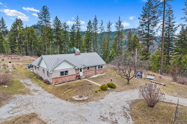 $525,000 | 2852 C Horseshoe Lake Road, Chewelah, WA 99109