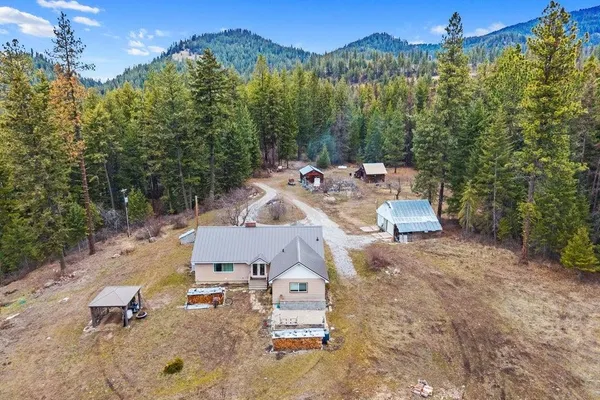 $525,000 | 2852 C Horseshoe Lake Road, Chewelah, WA 99109