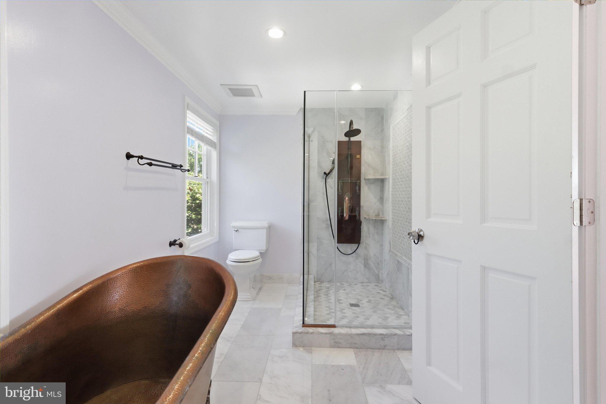 6012 Overlea Road Bethesda, MD 20816 - Photo 27 of 52 Primary Bath