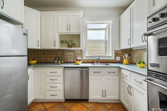 $1,320,000 | 522-524 Bowdoin Street, San Francisco, CA 94134