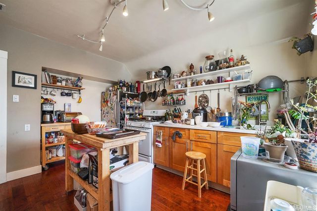 $1,320,000 | 522-524 Bowdoin Street, San Francisco, CA 94134