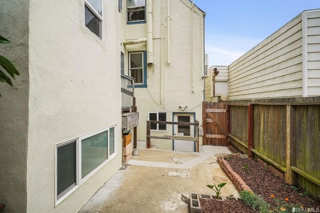 $1,320,000 | 522-524 Bowdoin Street, San Francisco, CA 94134