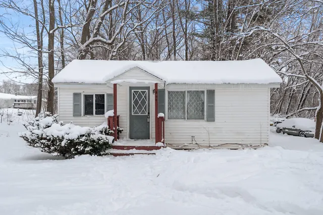 $140,000 | 654 Vernon Street, Allegan, MI 49010