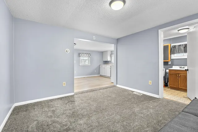 $140,000 | 654 Vernon Street, Allegan, MI 49010