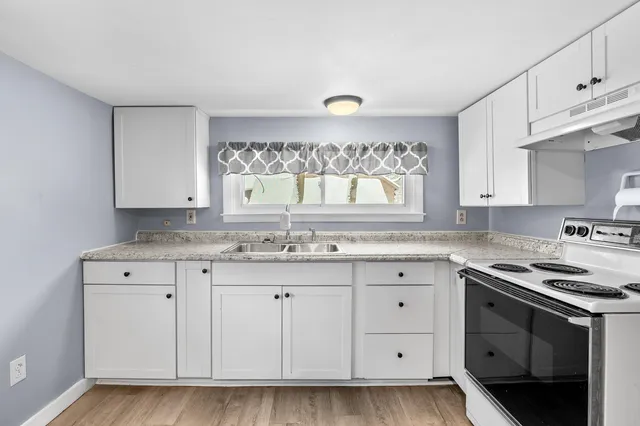 $140,000 | 654 Vernon Street, Allegan, MI 49010