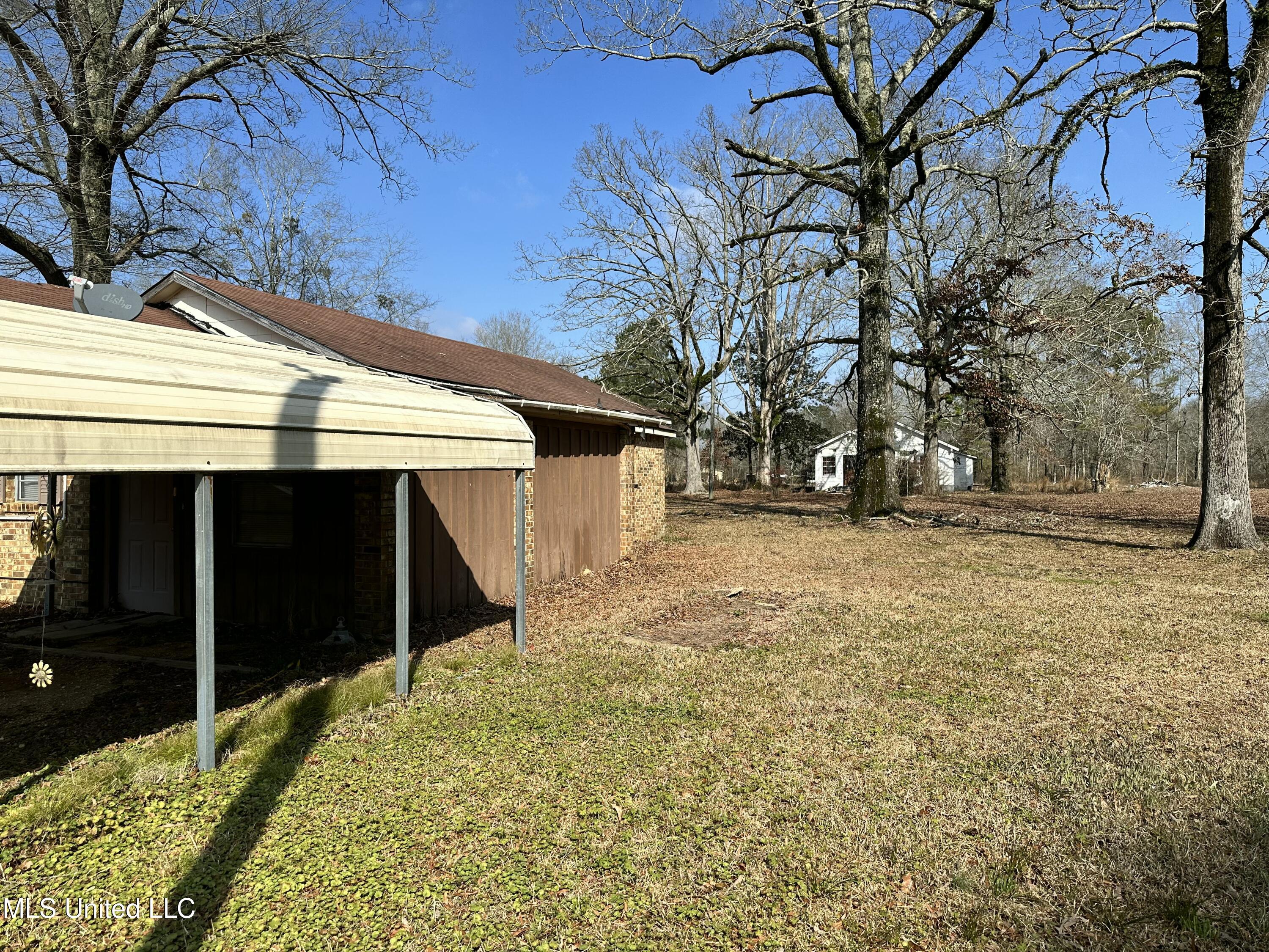 2413 South Little River Road Forest, MS 39074 - Photo 6 of 8 IMG_2516