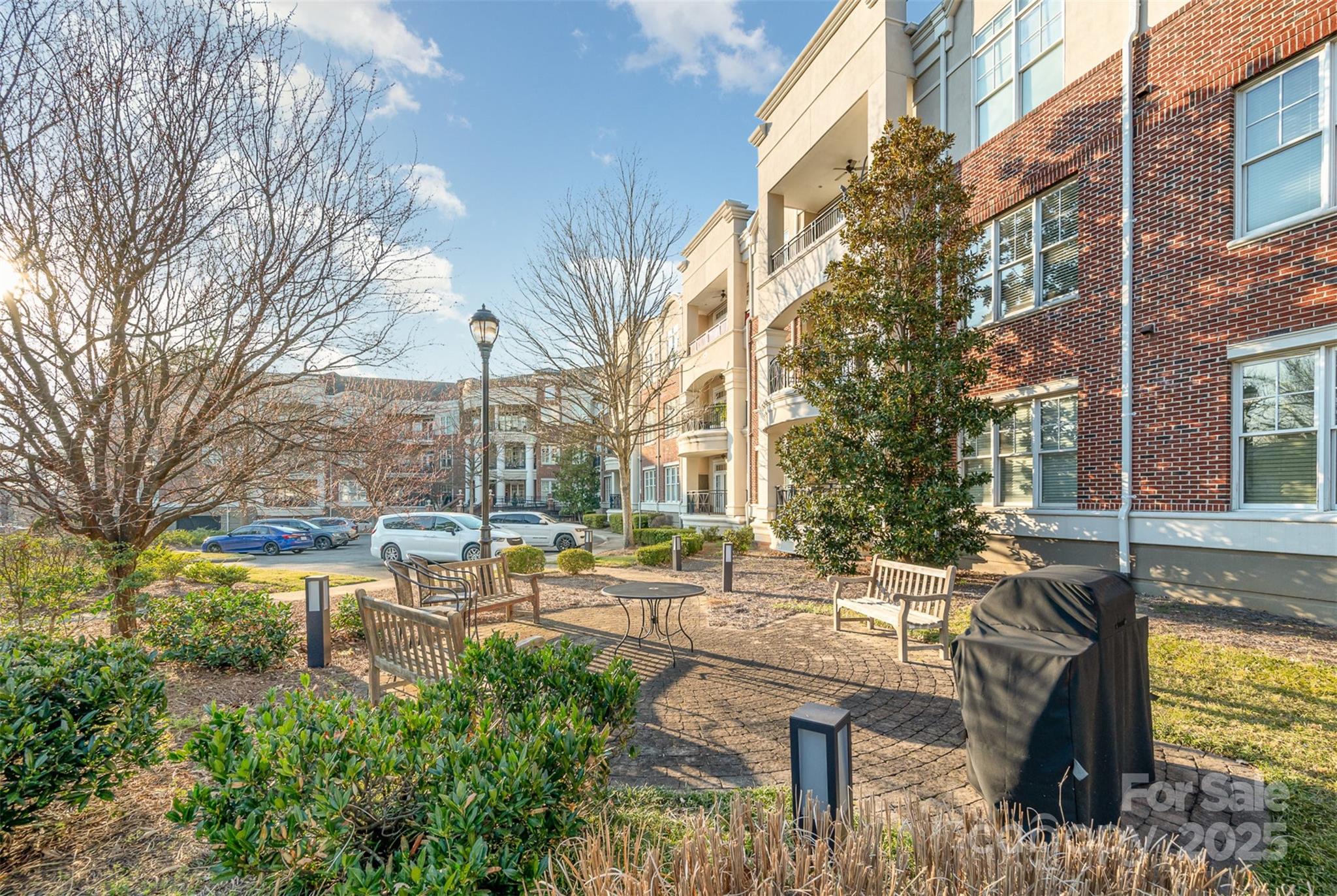 5425 Closeburn Road, Unit 105 Charlotte, NC 28210 - Photo 3 of 31 Gallery Image 3