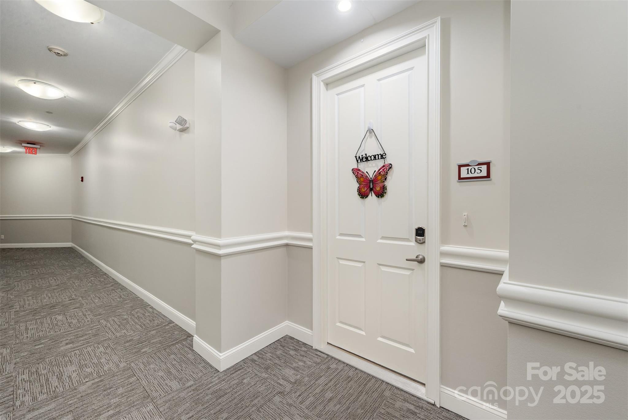 5425 Closeburn Road, Unit 105 Charlotte, NC 28210 - Photo 4 of 31 Gallery Image 4