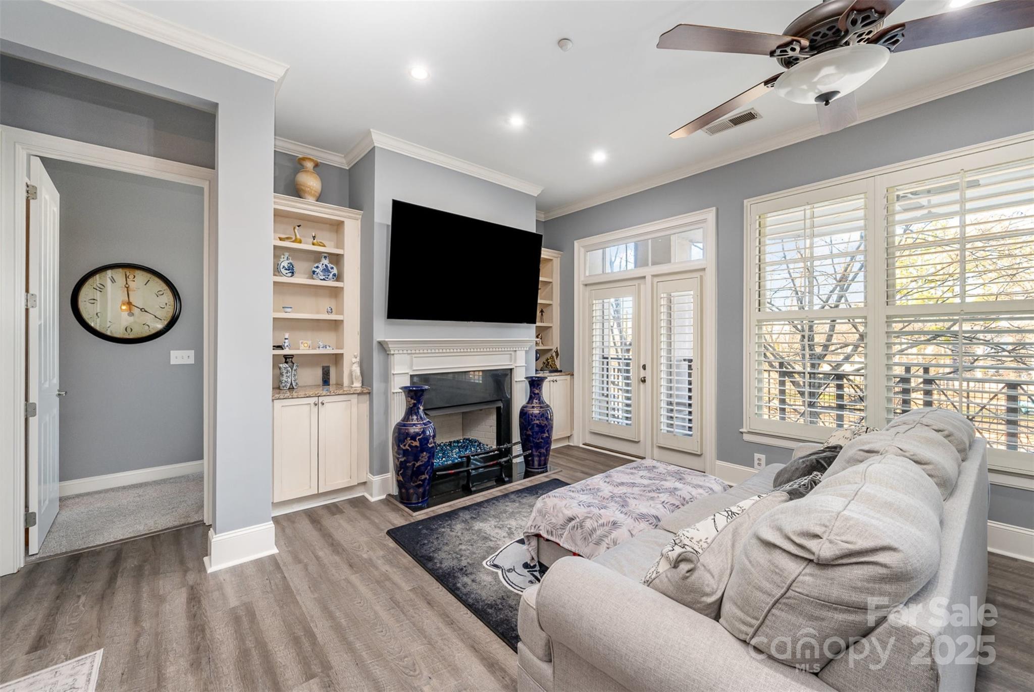 5425 Closeburn Road, Unit 105 Charlotte, NC 28210 - Photo 8 of 31 Gallery Image 8