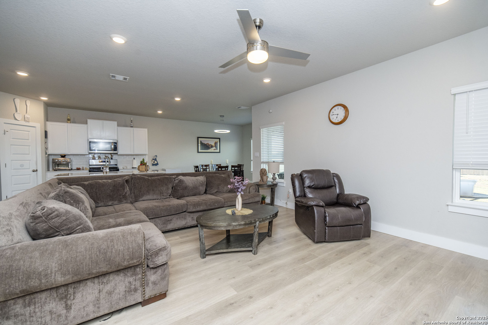 3158 Ruby Canyon Bulverde, TX 78163 - Photo 9 of 24