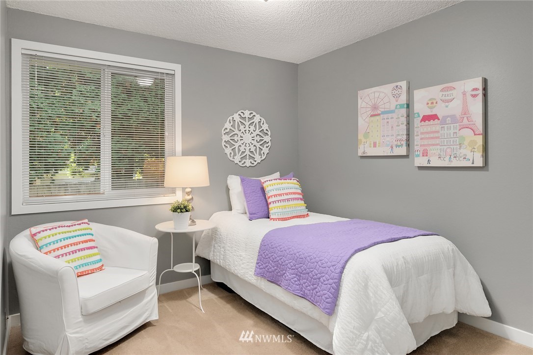8407 198th Street Southwest Edmonds, WA 98026 - Photo 17 of 32 Gallery Image 17